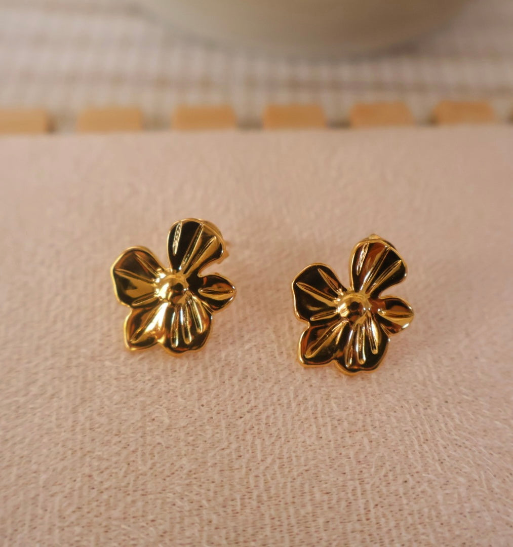Mini flores doradas